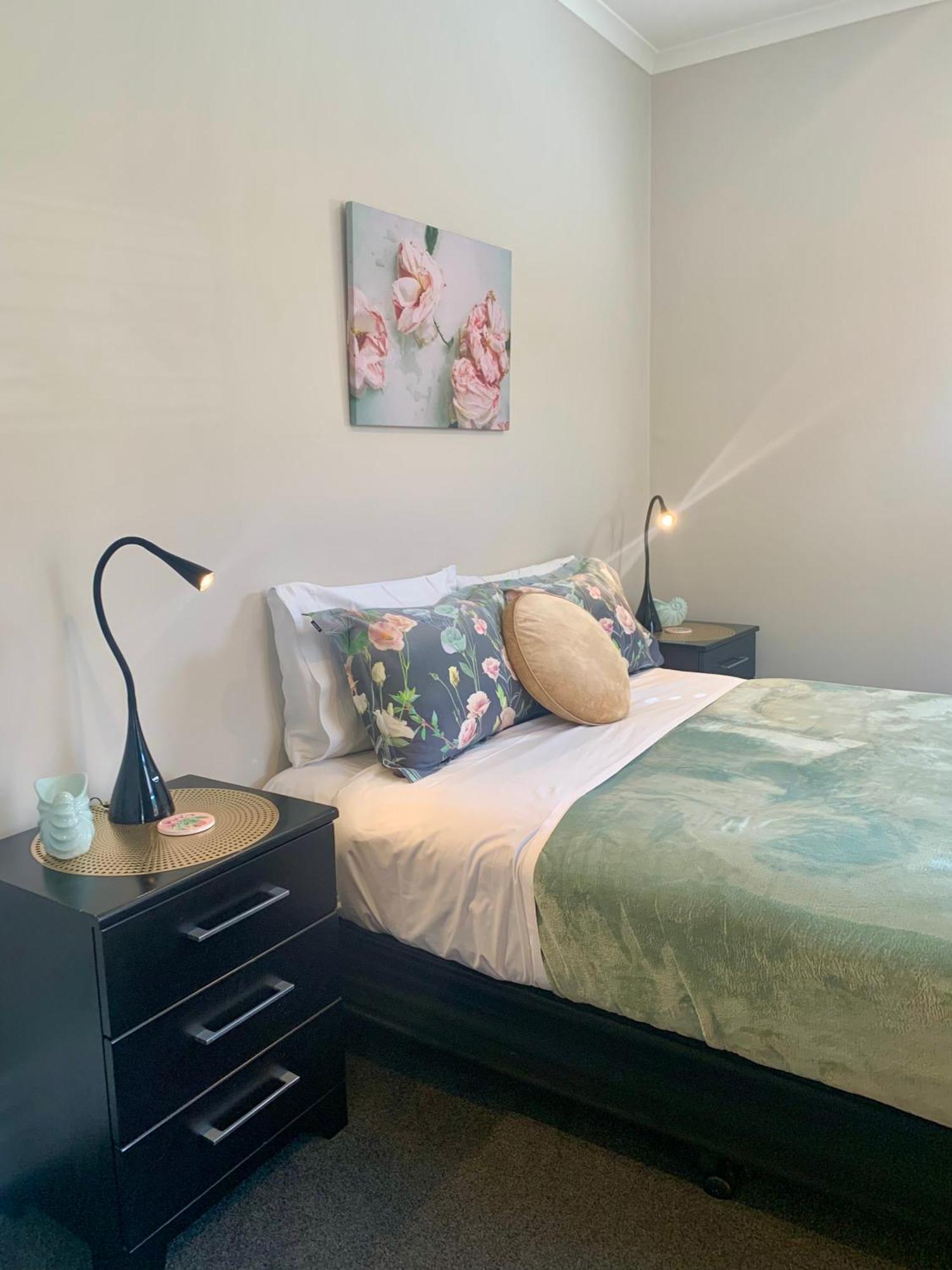 דנידין Roslyn Business Studio - 2 Bedroom מראה חיצוני תמונה
